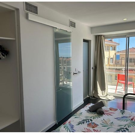 Hug Hotel2022 El Carrer del Canonge Exterior photo